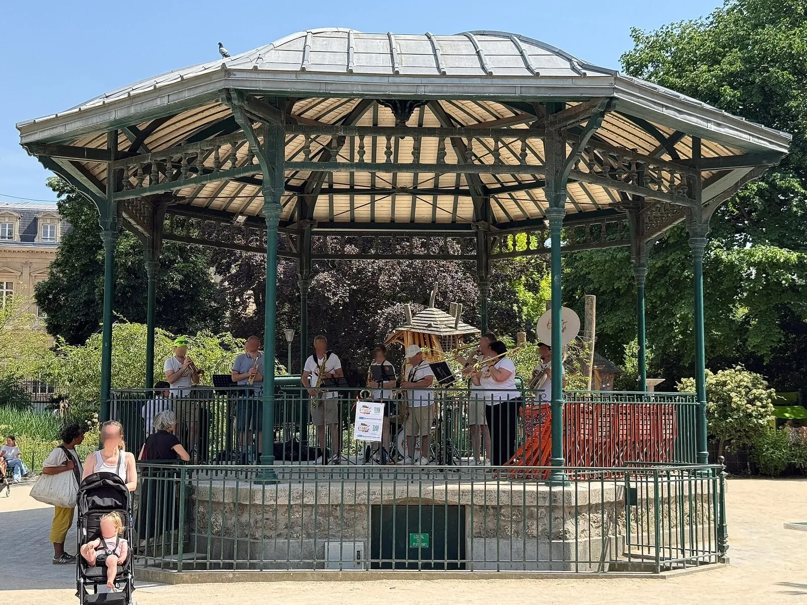 Le kiosque à musique du square du Temple